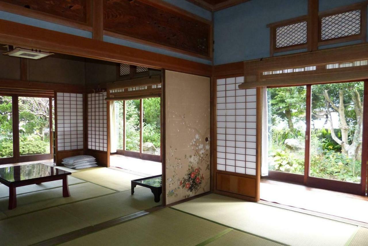 Guesthouse Higashi Fujitatei Shin'onsen Bagian luar foto